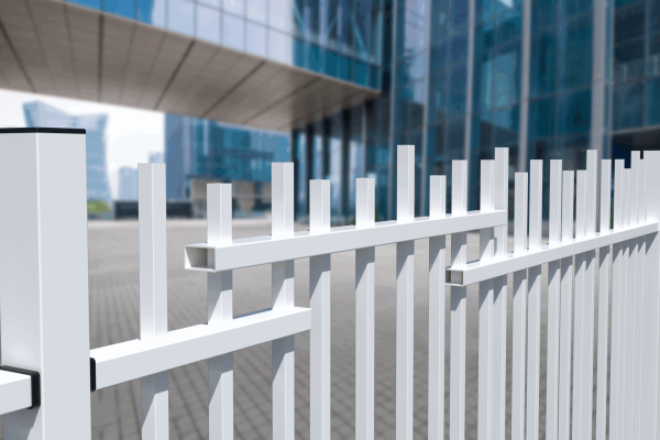 Cloture-Micmac-V2-cloture-perspective-gauche-proche-Blanc-fond2-1-scaled